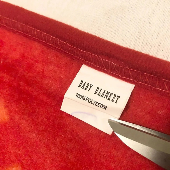 Hello Kitty Fleece Baby Blanket  43 x 31 Inch Size - Picture 3 of 16